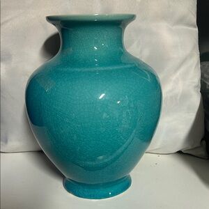 Elegant Turquoise Vase